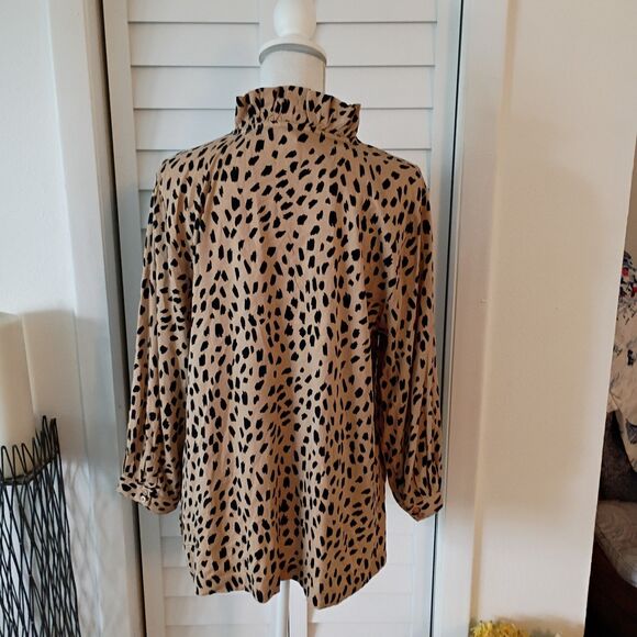 Crown & Ivy Tan Meow Leopard Print Ruffleneck long sleeve blouse L NEW - Picture 5 of 9